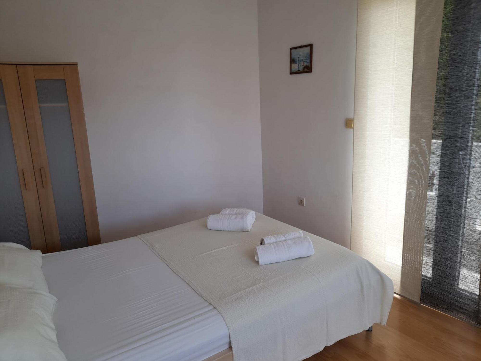 Apartments Malou Baška Voda Pokoj fotografie