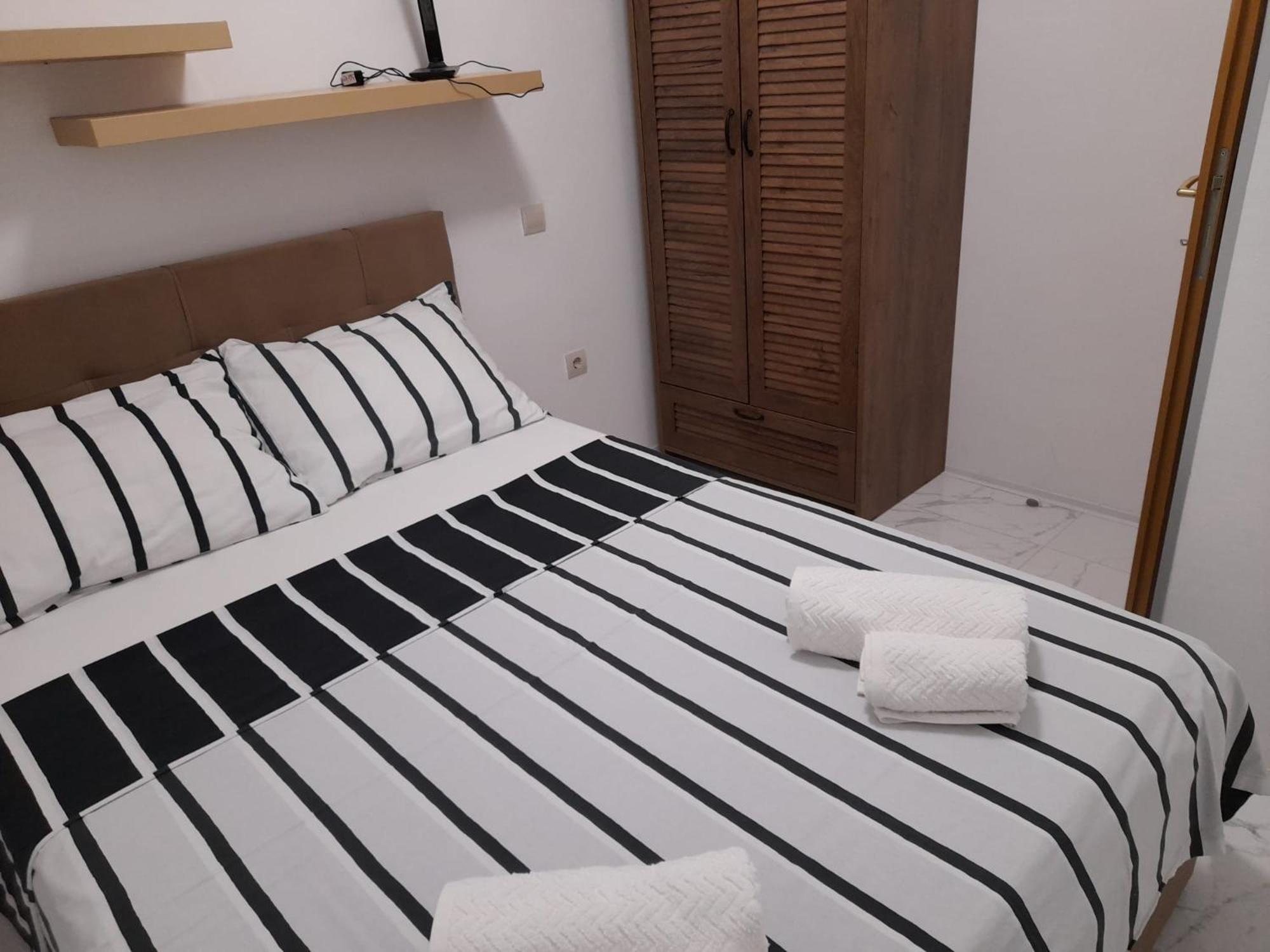 Apartments Malou Baška Voda Pokoj fotografie