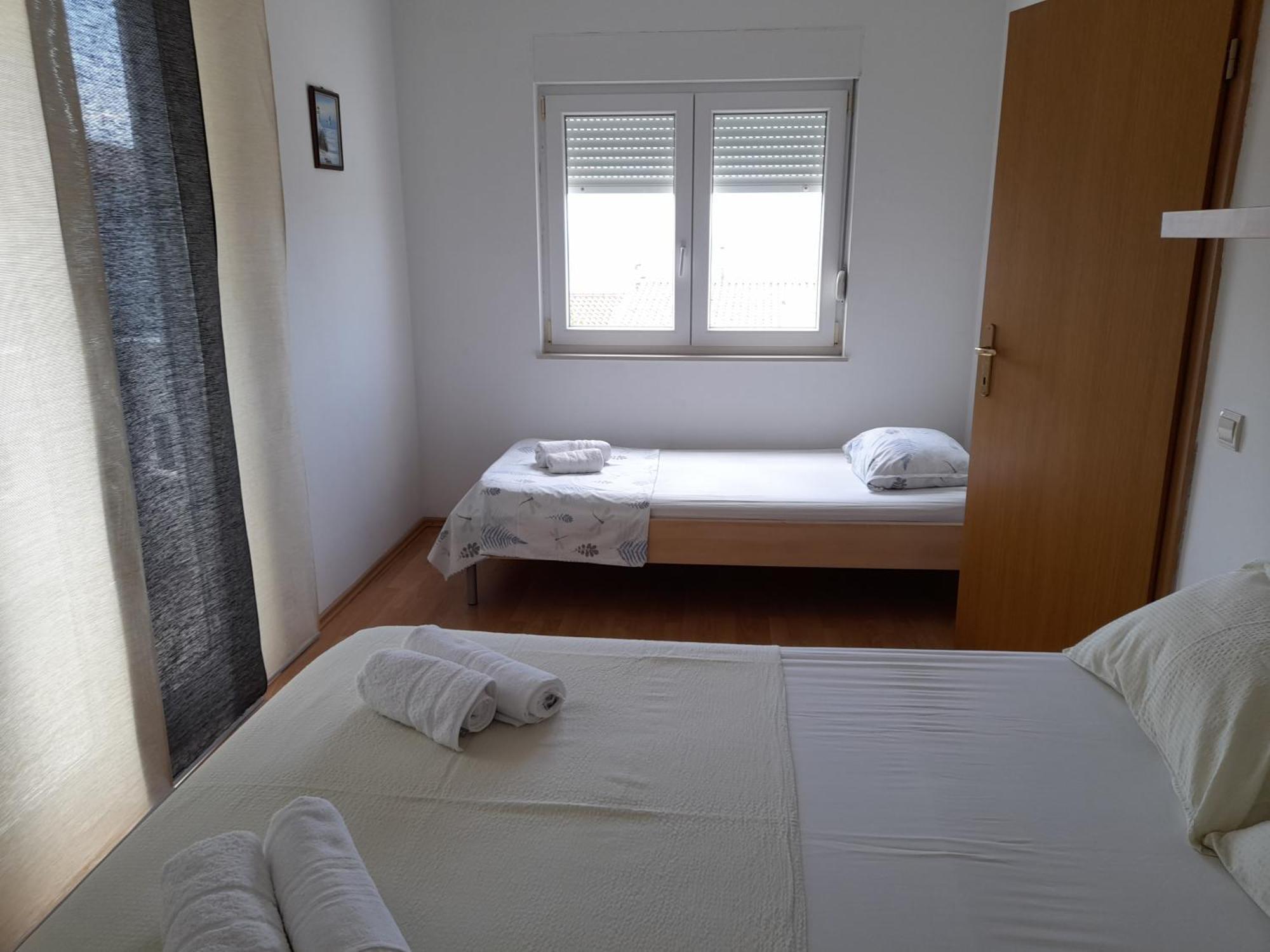 Apartments Malou Baška Voda Pokoj fotografie