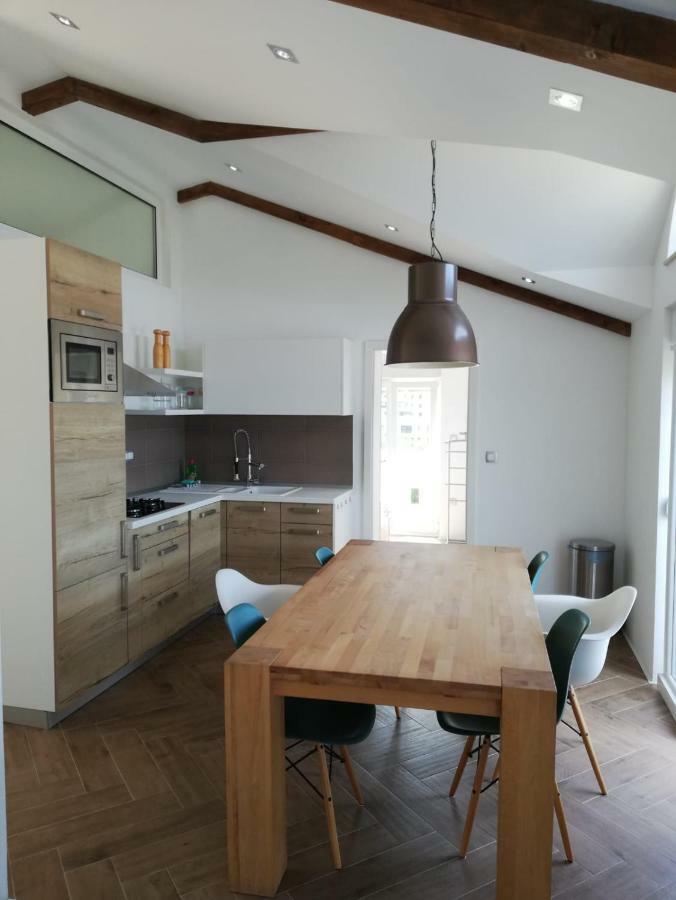 Apartments Malou Baška Voda Pokoj fotografie